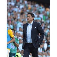 Santos despide a su director técnico tras derrota ante Tigres