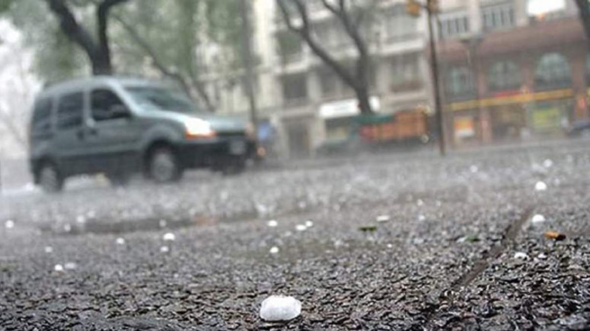 Caída de granizo. Fuente: (Twitter)
