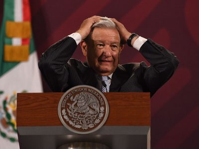 Retiro de orden de aprehensión a Cabeza de Vaca refleja decadencia del Poder Judicial: AMLO