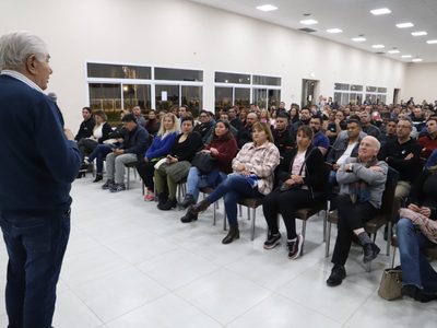 Este jueves arranca la escuela de formación Felipe Sapag, creada por la Línea Azul y Blanca del MPN