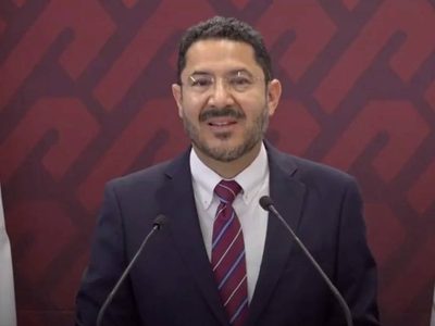 Batres pide a su gabinete no usar programas sociales para apoyar a aspirantes a sucederlo