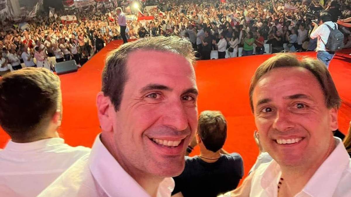 Cervi y Peláez en el acto de la UCR. Fuente: (Facebook)