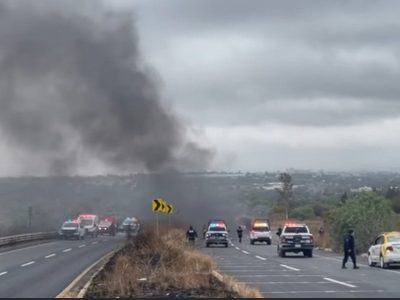 Incendian vehículos en Hidalgo tras abatimiento de “El Mencho”