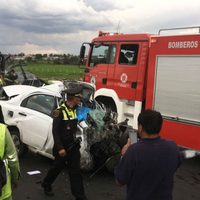 Choque múltiple en Circuito Exterior Mexiquense deja cuatro muertos e igual número de lesionados