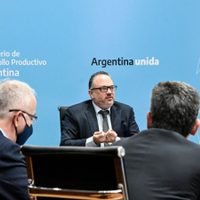 Matías Kulfas se reunió con directivos de una empresa minera que invertirá en litio