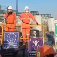 Trabajadores de Dos Bocas, en paro por irregularidades en pago de aguinaldo