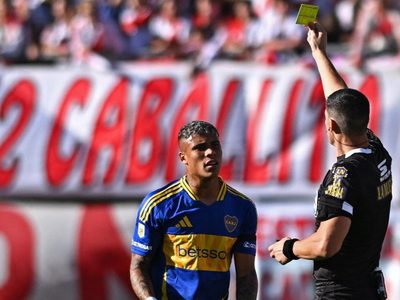 No puede entrar a Estados Unidos: Ayrton Costa no viajará al Mundial de Clubes