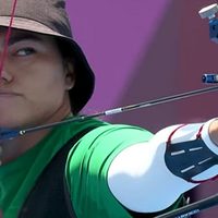 Alejandra Valencia clasifica a octavos de final en tiro con arco recurvo
