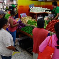 En julio, la confianza del consumidor hiló su segundo mes al alza: Inegi