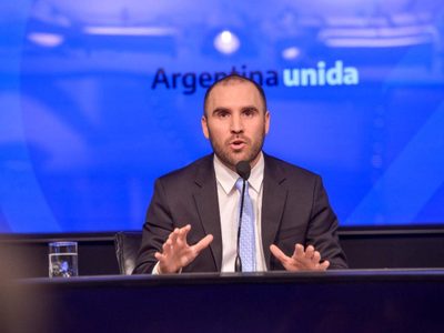 Se olvidó el micrófono abierto: el insólito fallido de Martín Guzmán