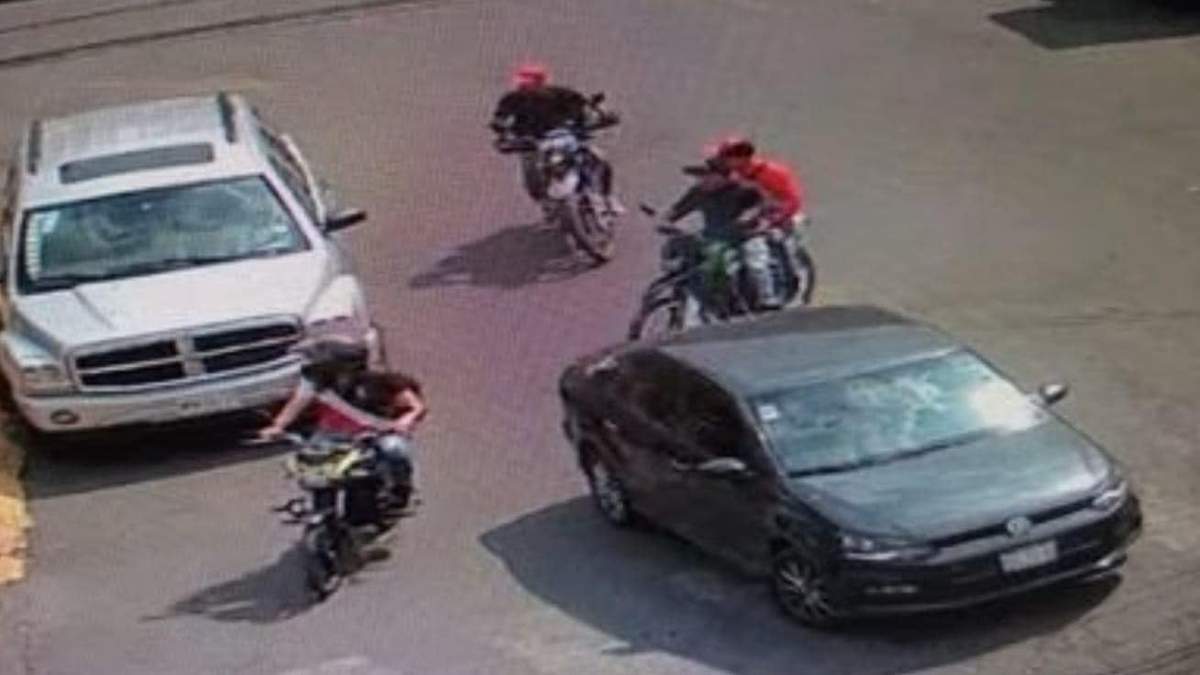 Motociclistas dispararon contra el exalcalde