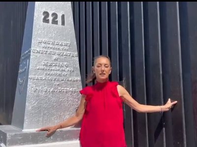 México nunca debe tener relación de sumisión ante EU: Sheinbaum en el muro fronterizo