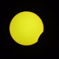 Eclipse solar: esto es lo que puedes hacer para tener la mejor foto con tu celular sin sufrir daños