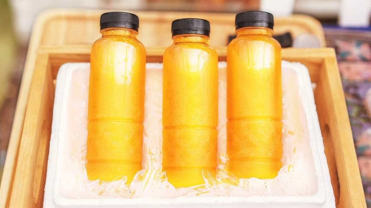 Botellas de jugo. Fuente: (X)