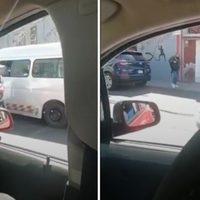 En Ecatepec, una combi sin placas no dejaba bajar a una estudiante (Video)