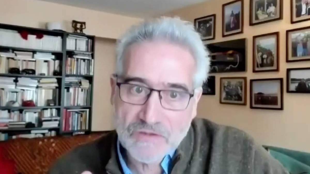 Sylvain Aldighieri en la conferencia de prensa a distancia
