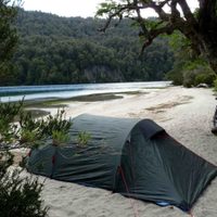 La opción de vacaciones saludables: acampar en la Cordillera patagónica