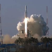 Rusia logra despegar cohete de transporte pesado tras tercer intento