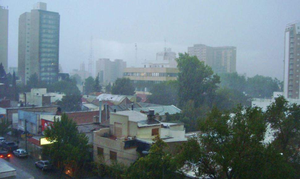 Lluvias y vientos fuertes Fuente: (Facebook)