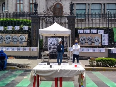 Artistas reclaman apoyos en Segob; Cultura ofrece reanudar el diálogo