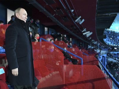 Putin defiende la invasión como la salvación de un "genocidio" durante un macroconcierto en Moscú