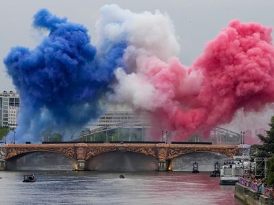 París inaugura sus Juegos Olímpicos con fastuosa ceremonia en el río Sena