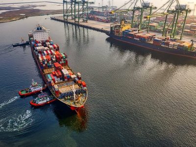 Las exportaciones se desplomaron 12% en el primer trimestre