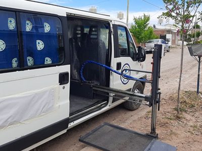 Garantizan el transporte a personas con discapacidad para que puedan ir a votar