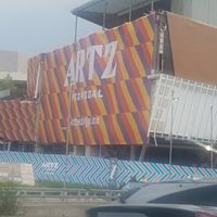 Artz Pedregal reabre sus puertas tras colapso