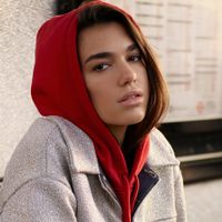 Juega a 2 puntas: Dua Lipa trabajará en distintos géneros musicales con exitosos colaboradores