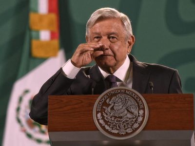 AMLO anuncia integración de todas las plantas fertilizantes en una empresa