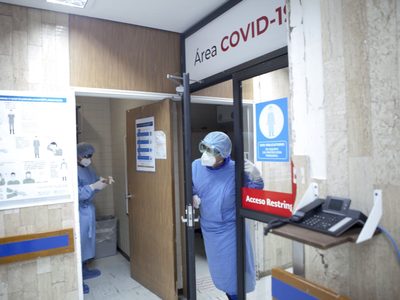 Signan acuerdo para otorgar estímulos a personal de área covid