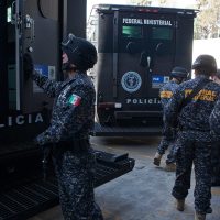 Investigan a dos agentes federales por secuestro exprés y extorsión