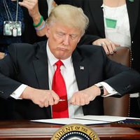 El muro fronterizo es más que una promesa de campaña y México lo va a pagar: Casa Blanca