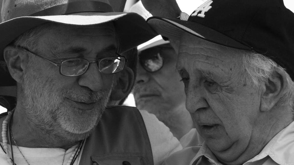 El encuentro en medio de la marcha