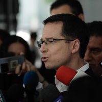Ricardo Anaya se deslinda de García Luna: “Que se defienda como pueda”