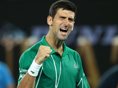 Novak Djokovic persigue una marca histórica de Roger Federer
