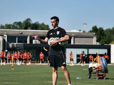 ¡Barovero Barovero  Barovero! Se sumó a River como entrenador de arqueros