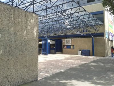 Alumnas de la Universidad de Negocios ISEC se graban consumiendo cocaína