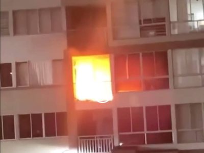 Un adolescente acuchilla a su madre y prende fuego a su departamento