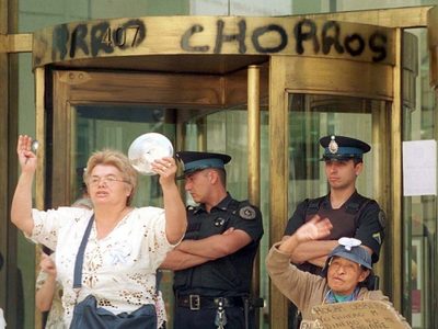A 24 años del inicio del Corralito, uno de los eventos más oscuros de la República Argentina
