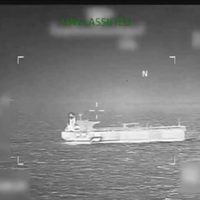 EU intercepta un sexto petrolero supuestamente vinculado a Venezuela en el mar Caribe (Video)