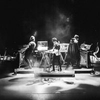 Moenia electrizó al Auditorio Nacional con la gira "Hacer contacto"
