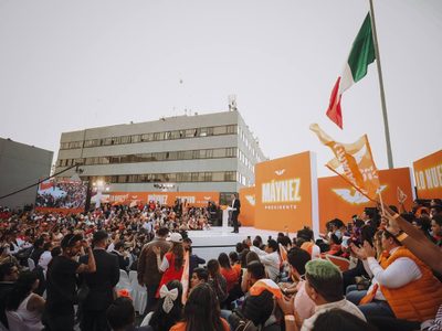 En 100 días vamos a cambiar la historia de México: Álvarez Máynez al registrar su candidatura por MC