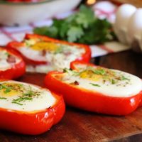Morrones rellenos vegetarianos: la receta sencilla para lucirte con un plato saludable