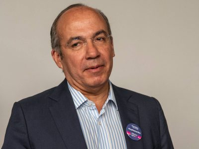 El SME ratifica denuncia ante la FGR contra Calderón por la extinción de Luz y Fuerza del Centro
