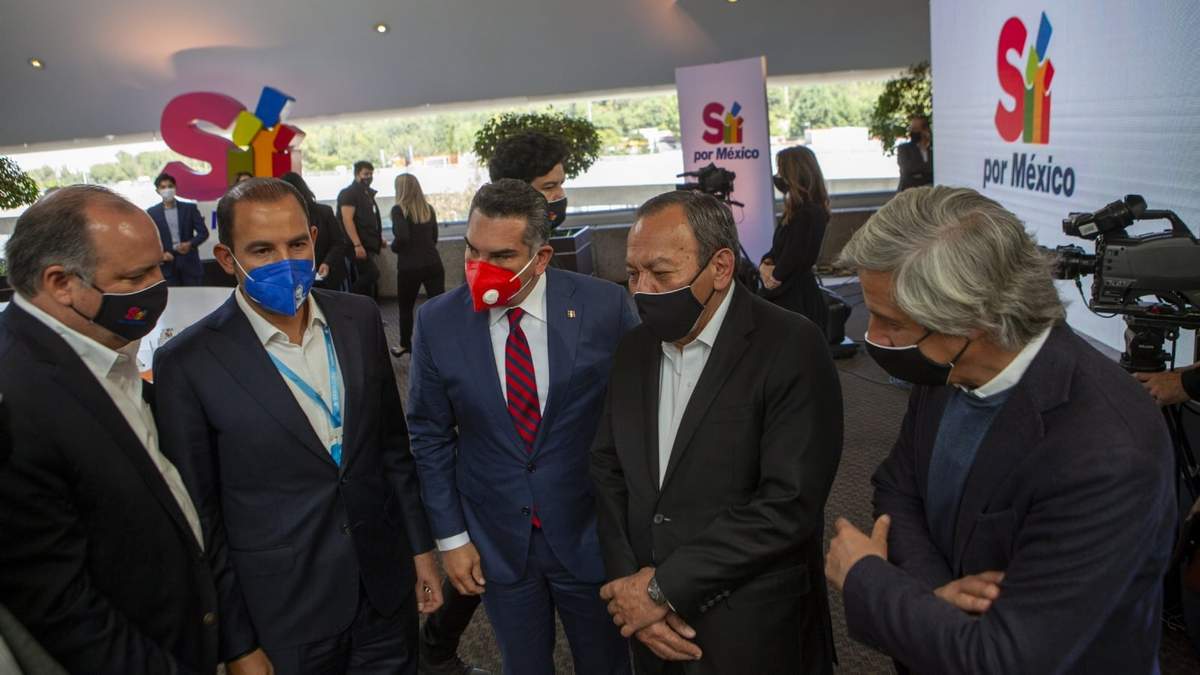 Reunión entre Claudio X. y presidentes de partidos