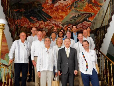 Durazo recibe a embajadores y funcionarios de 15 países de la Unión Europea
