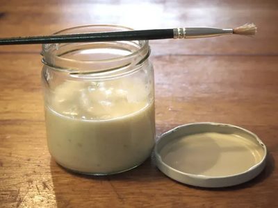 No gastes de más: prepará el mejor pegamento tu casa usando solo 4 ingredientes