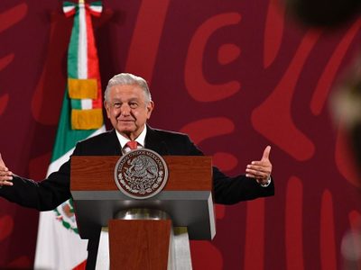 AMLO reitera que pedirá ayuda a papás para evitar la violencia; mamá de Querétaro entregó a su hijo